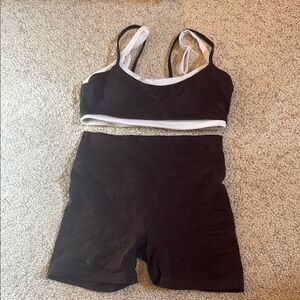 FORM- Brown Women's Bike Shorts and sport bra set